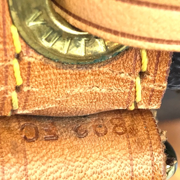 Bucket  Brown Coated Canvas Shoulder Bag - Picture 8 of 8